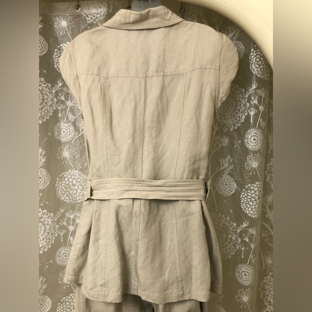 Eric Alexandre Outfit - Picture 4 of 8